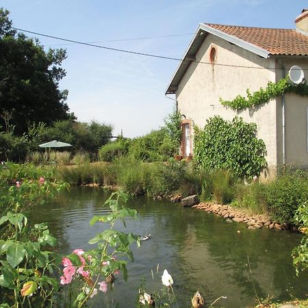Villa Chez Tartaud Lathus St Remy Exterior foto