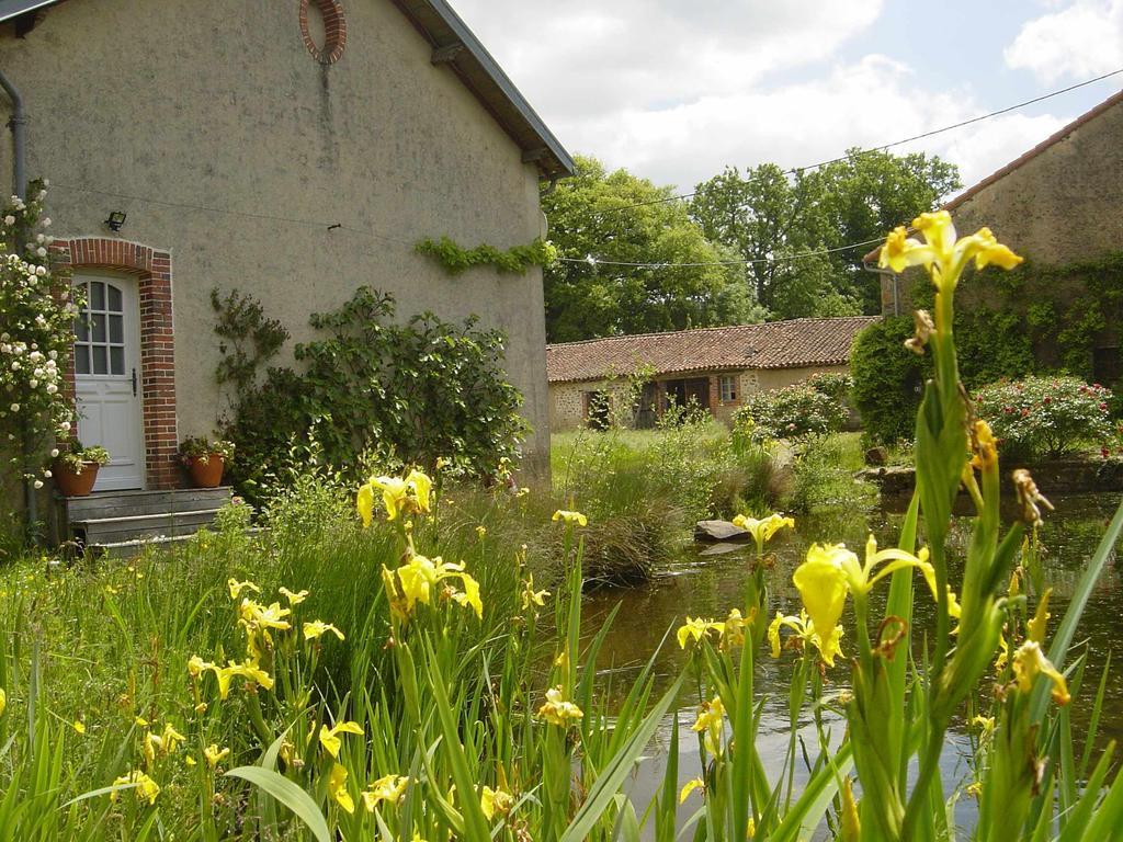 Villa Chez Tartaud Lathus St Remy Zimmer foto